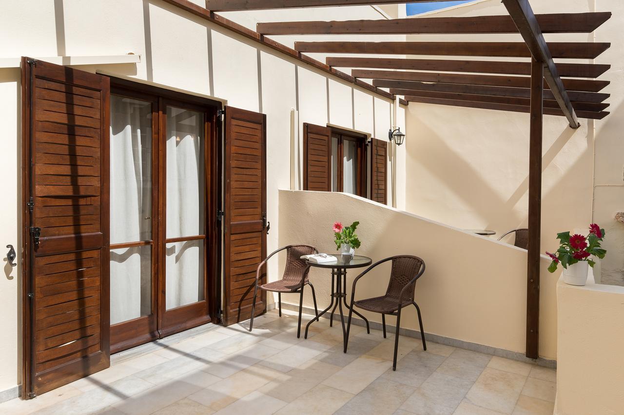 Iliada Hotel Ermúpoli Kültér fotó