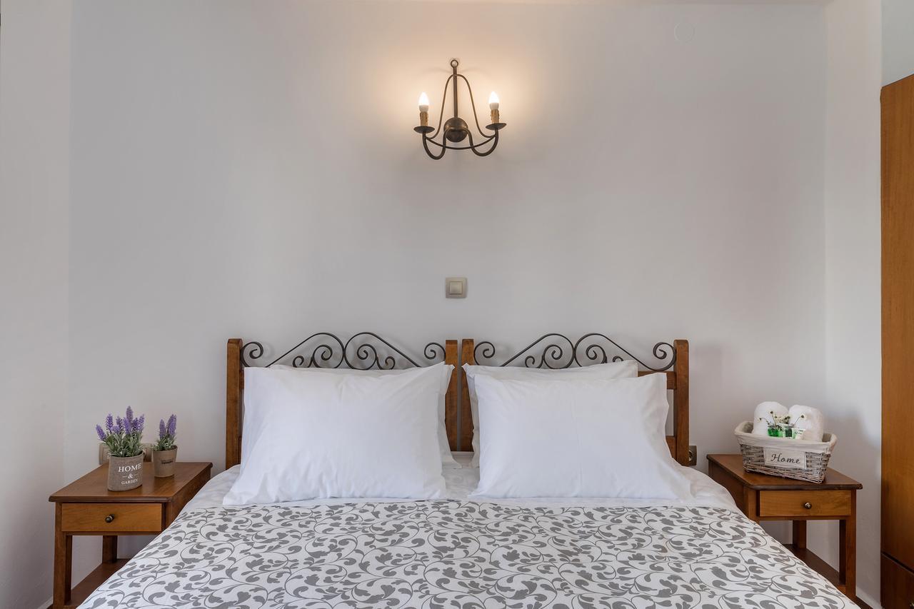 Iliada Hotel Ermúpoli Kültér fotó